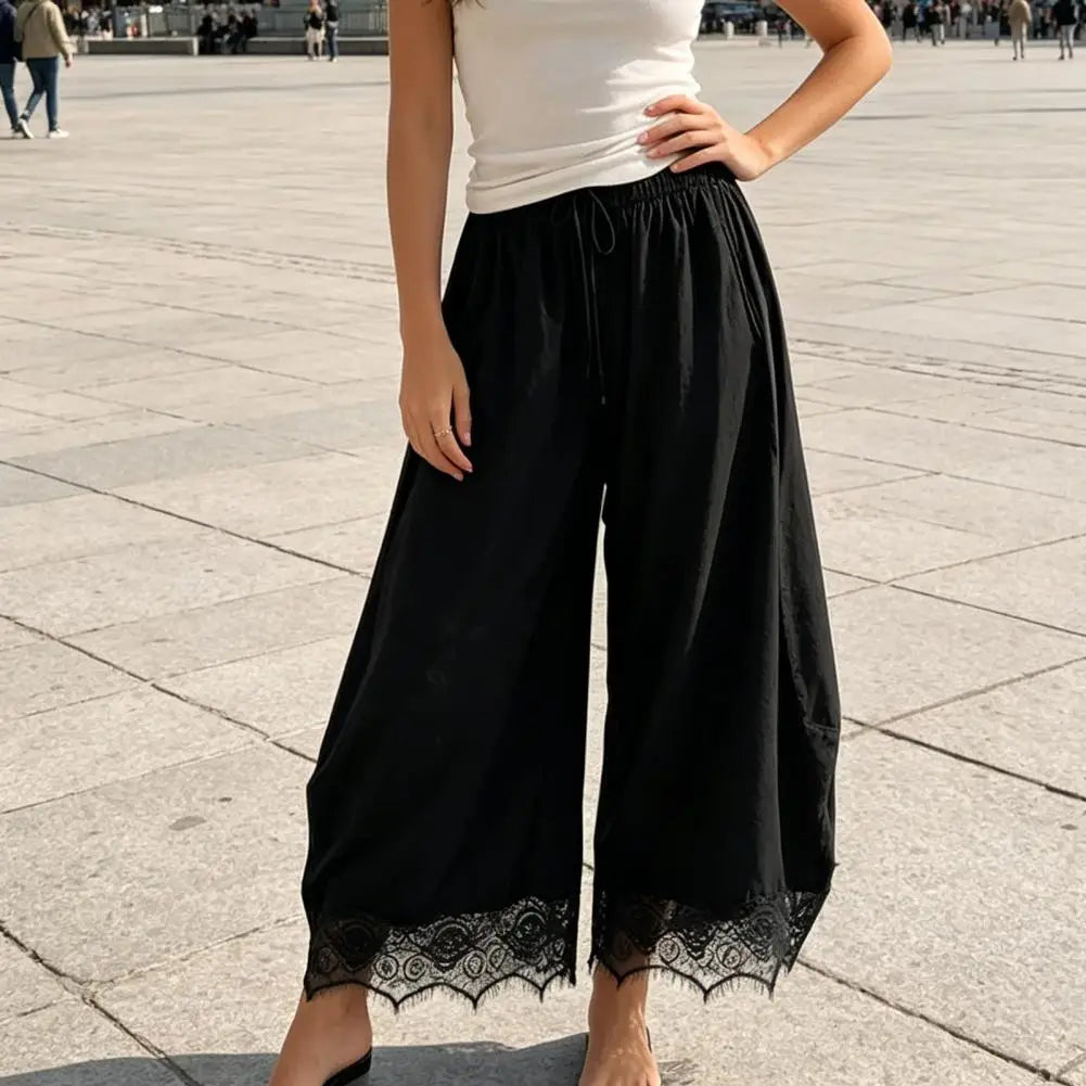 Lady Cropped
