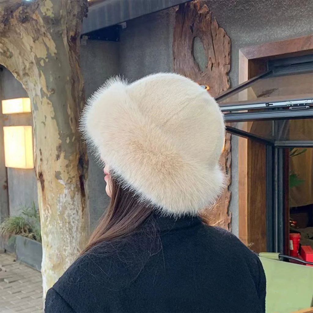 Chapeau de fourrure d'hiver